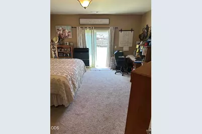 31830 Union Street, Bonanza, OR 97623 - Photo 8