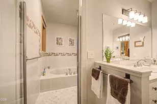 611 Forest St, Ashland, OR 97520 - Photo 36
