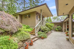 611 Forest St, Ashland, OR 97520 - Photo 86
