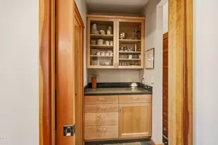 611 Forest St, Ashland, OR 97520 - Photo 28