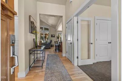 365 S Timber Creek Drive, Sisters, OR 97759 - Photo 4