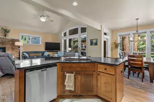 365 S Timber Creek Dr, Sisters, OR 97759 - Photo 16
