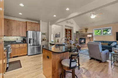 365 S Timber Creek Drive, Sisters, OR 97759 - Photo 14