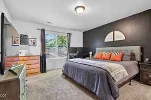 1729 Kaufman Way, Medford, OR 97501 - Photo 12