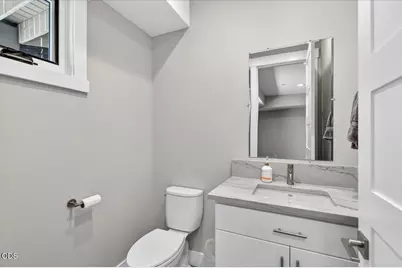 1812 Plateau Drive, Medford, OR 97504 - Photo 36