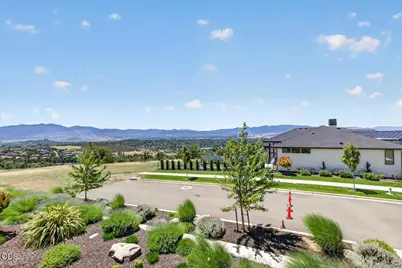 1812 Plateau Drive, Medford, OR 97504 - Photo 64