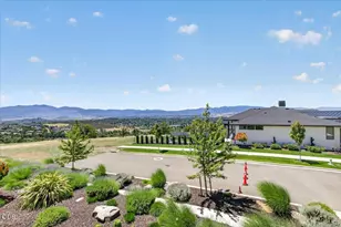 1812 Plateau Dr, Medford, OR 97504 - Photo 64