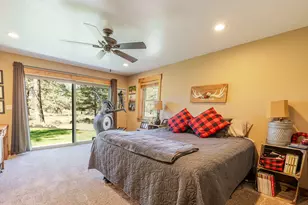 15917 Pinion Jay Ln, Sisters, OR 97759 - Photo 20