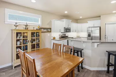 4452 SW Salmon Place, Redmond, OR 97756 - Photo 12