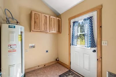 225 Hummingbird Road, Cave Junction, OR 97523 - Photo 12