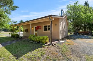 225 Hummingbird Rd, Cave Junction, OR 97523 - Photo 2