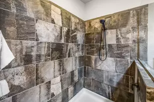 20810 89th St, Bend, OR 97703 - Photo 54