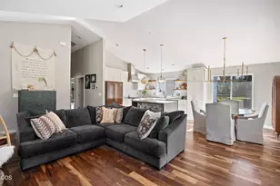 17349 Harlequin Dr, Bend, OR 97707 - Photo 10