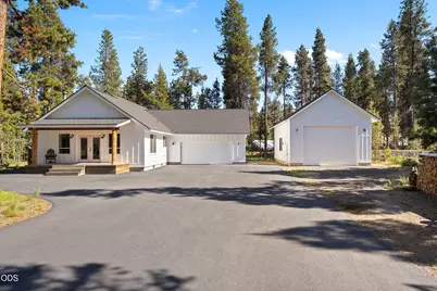17349 Harlequin Drive, Bend, OR 97707 - Photo 1