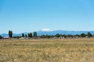 26275 Willard Rd, Bend, OR 97701 - Photo 4