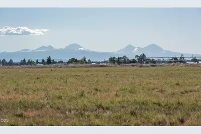 26275 Willard Road, Bend, OR 97701 - Photo 46