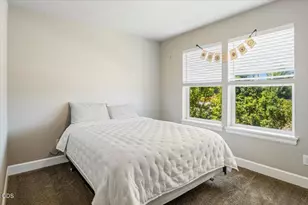 270 NW 33rd St, Redmond, OR 97756 - Photo 20
