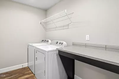 270 NW 33rd Street, Redmond, OR 97756 - Photo 24