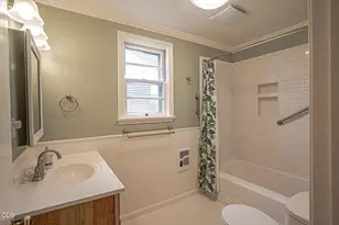 135 S Keene Way Dr, Medford, OR 97504 - Photo 26