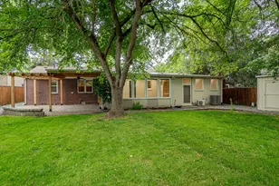 135 S Keene Way Dr, Medford, OR 97504 - Photo 40