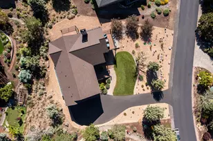10792 Ironstone Ct, Redmond, OR 97756 - Photo 50