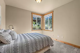 10792 Ironstone Ct, Redmond, OR 97756 - Photo 38