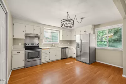 1245 SE Germond Avenue, Roseburg, OR 97470 - Photo 6
