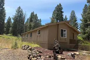 4000 Round Lake Rd, Klamath Falls, OR 97601 - Photo 2
