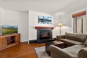 18575 SW Century Dr, Bend, OR 97702 - Photo 8