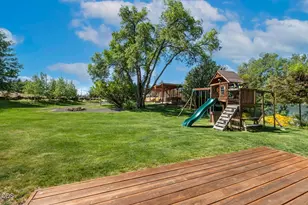 21589 Bear Creek Rd, Bend, OR 97701 - Photo 34