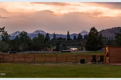 21589 Bear Creek Road, Bend, OR 97701 - Photo 2