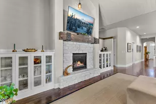 61056 SE Ambassador Dr, Bend, OR 97702 - Photo 10