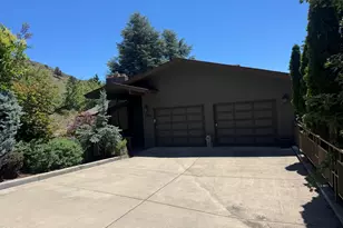 2080 Terrace Ave, Klamath Falls, OR 97601 - Photo 18