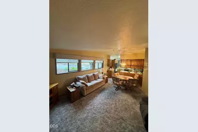 2080 Terrace Avenue, Klamath Falls, OR 97601 - Photo 2