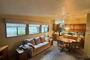 2080 Terrace Ave, Klamath Falls, OR 97601 - Photo 2