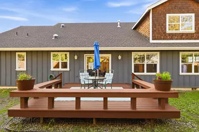 61172 Hilmer Creek Drive, Bend, OR 97702 - Photo 32
