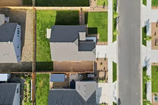 262 NW Par Ave, Madras, OR 97741 - Photo 36