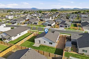 262 NW Par Ave, Madras, OR 97741 - Photo 42