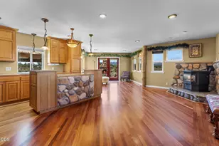 66967 Lance Rd, Bend, OR 97703 - Photo 10