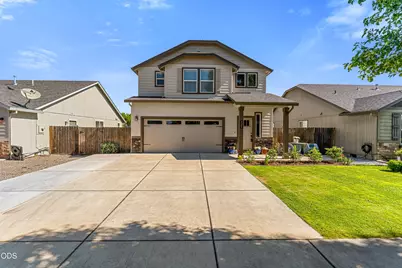 924 Pendleton Drive, Medford, OR 97501 - Photo 2