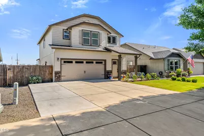 924 Pendleton Drive, Medford, OR 97501 - Photo 1