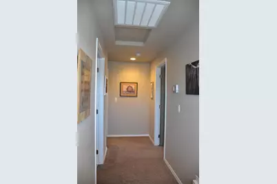 924 Pendleton Drive, Medford, OR 97501 - Photo 30