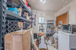 333 Mountain View Dr, Talent, OR 97540 - Photo 34