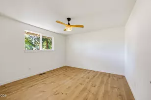 300 Shafer Ln, Jacksonville, OR 97530 - Photo 26