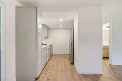 300 Shafer Lane #I-2, Jacksonville, OR 97530 - Photo 10