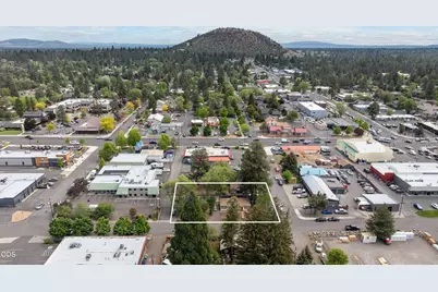 216 NE Kearney Avenue, Bend, OR 97701 - Photo 6