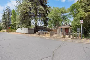 216 NE Kearney Ave, Bend, OR 97701 - Photo 16