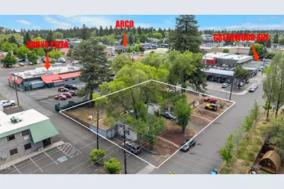216 NE Kearney Avenue, Bend, OR 97701 - Photo 2