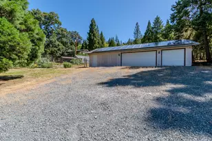 6900 Pleasant Creek Rd, Rogue River, OR 97537 - Photo 26