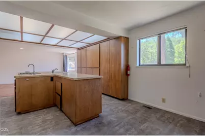 6900 Pleasant Creek Road, Rogue River, OR 97537 - Photo 10